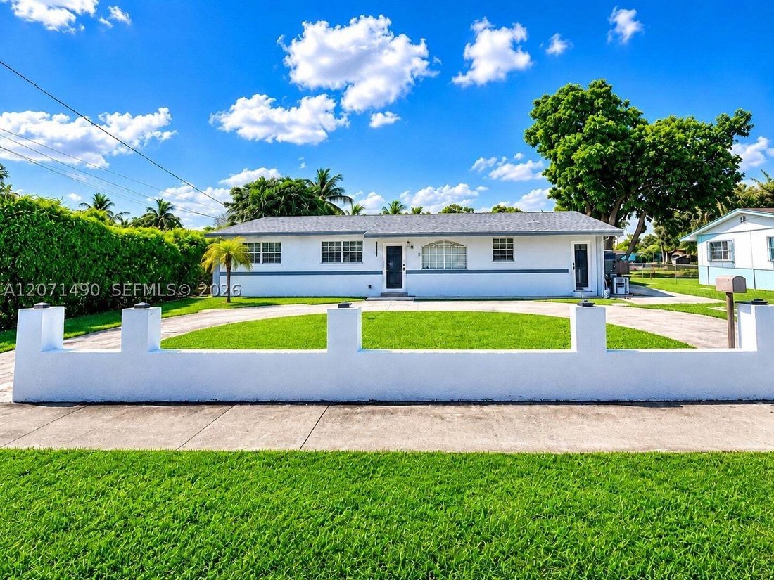 Maison à Miami Gardens, Floride, États-Unis 1 - 18663458