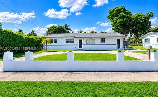 Maison à Miami Gardens, Floride, États-Unis 1