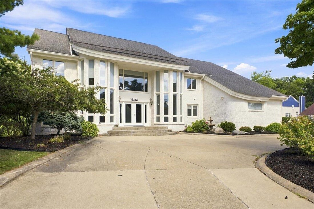 Maison à Farmington Hills, Michigan, États-Unis 3 - 18700647