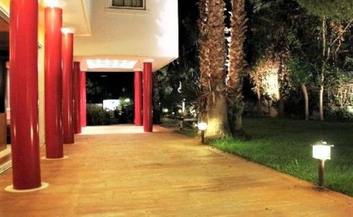 Casa in Glifada, Attica, Grecia 1
