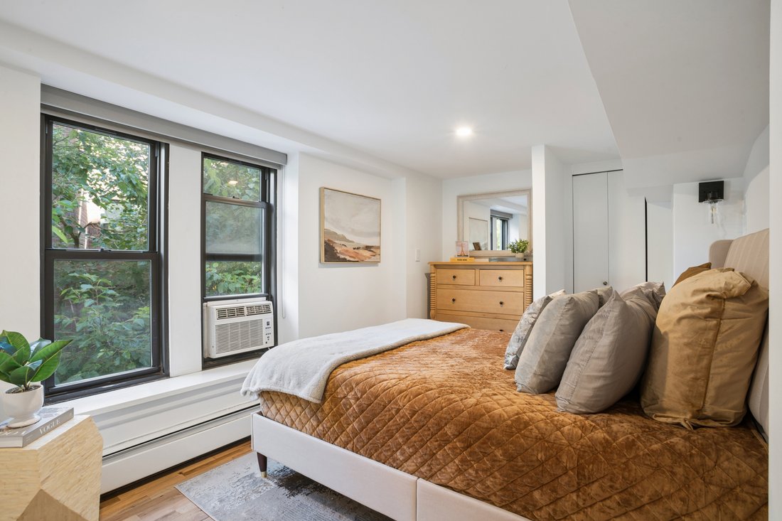 Condo in New York, New York, United States 3 - 18744801