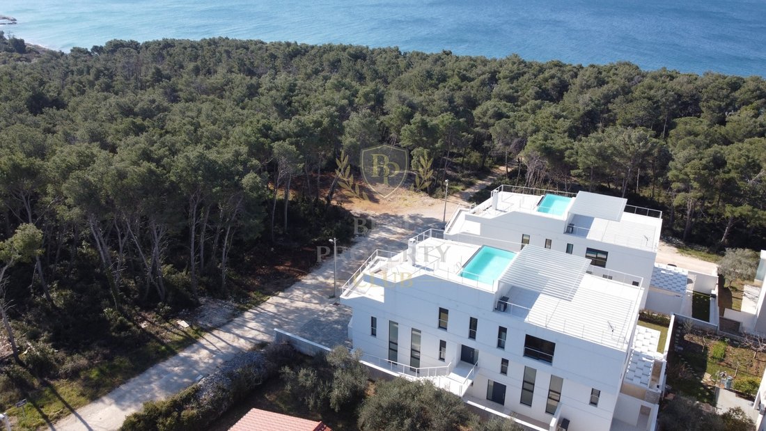 Apartment in Zadar County, Croatia 5 - 18744908