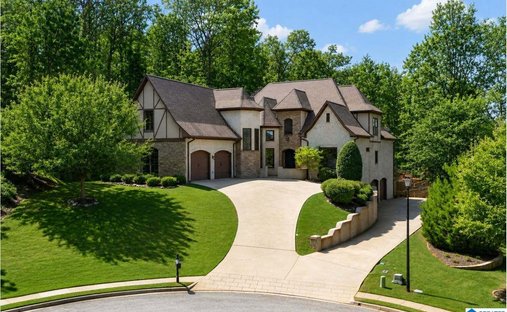 House in Chelsea, Alabama, United States 1