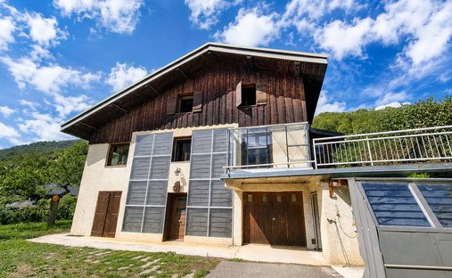House in Bozel, Auvergne-Rhône-Alpes, France 1