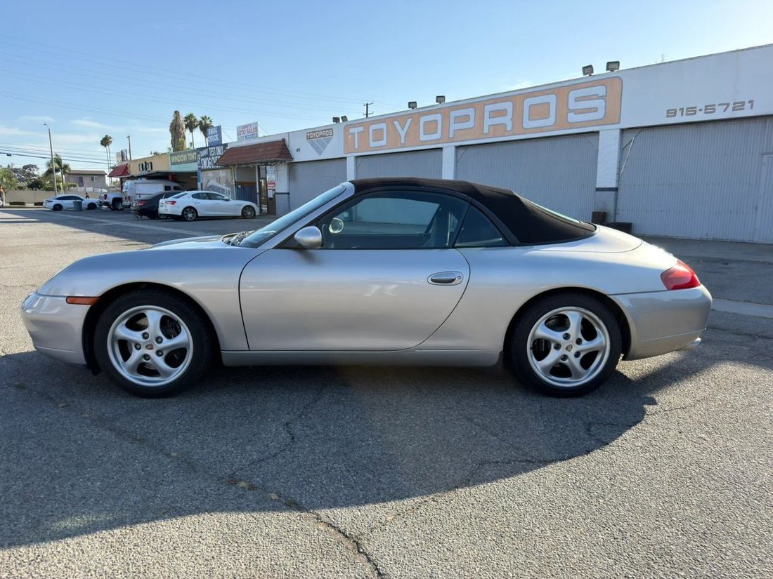 Cabriolet in Azusa, CA, United States 4 - 18745478
