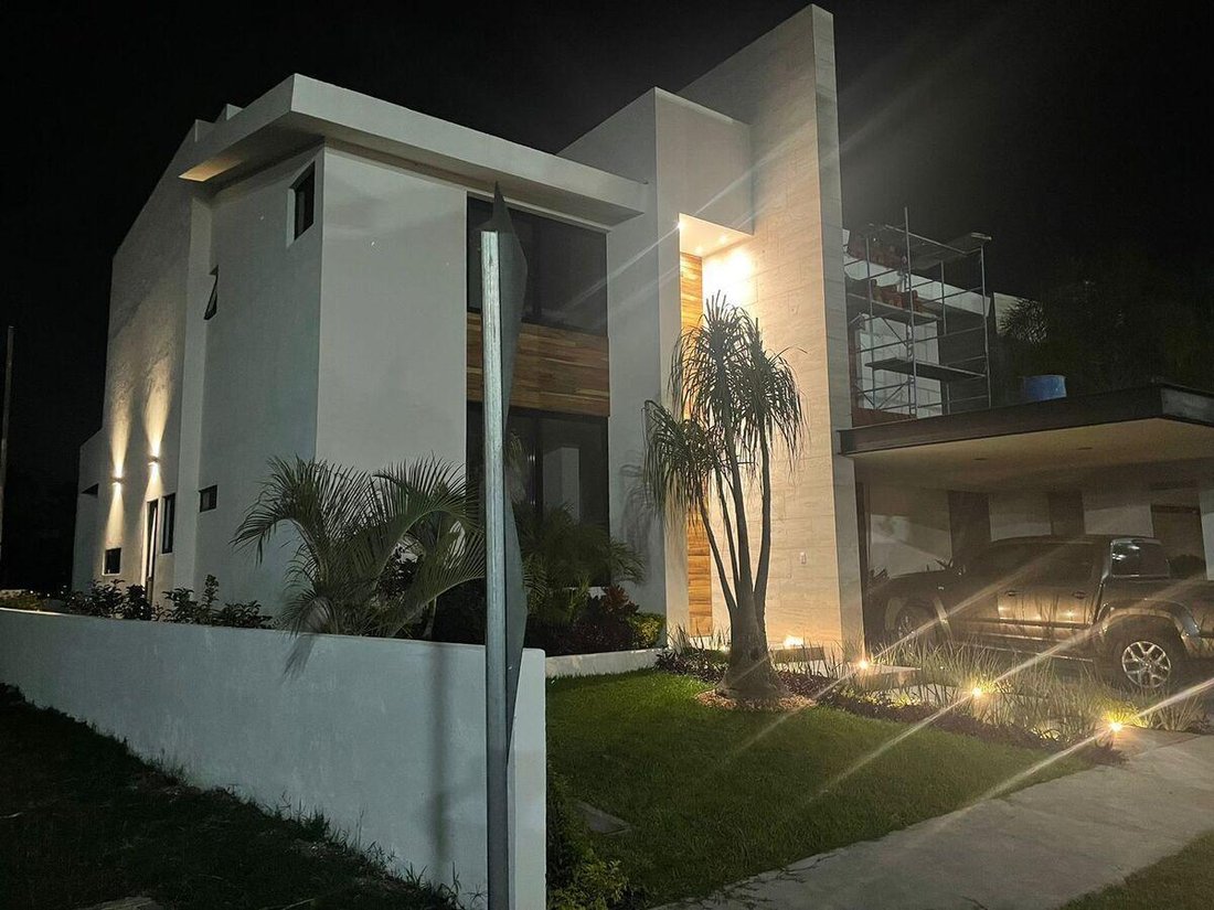 Casa en Fraccionamiento Club de Golf Paraíso, Morelos, México 3 - 18742435