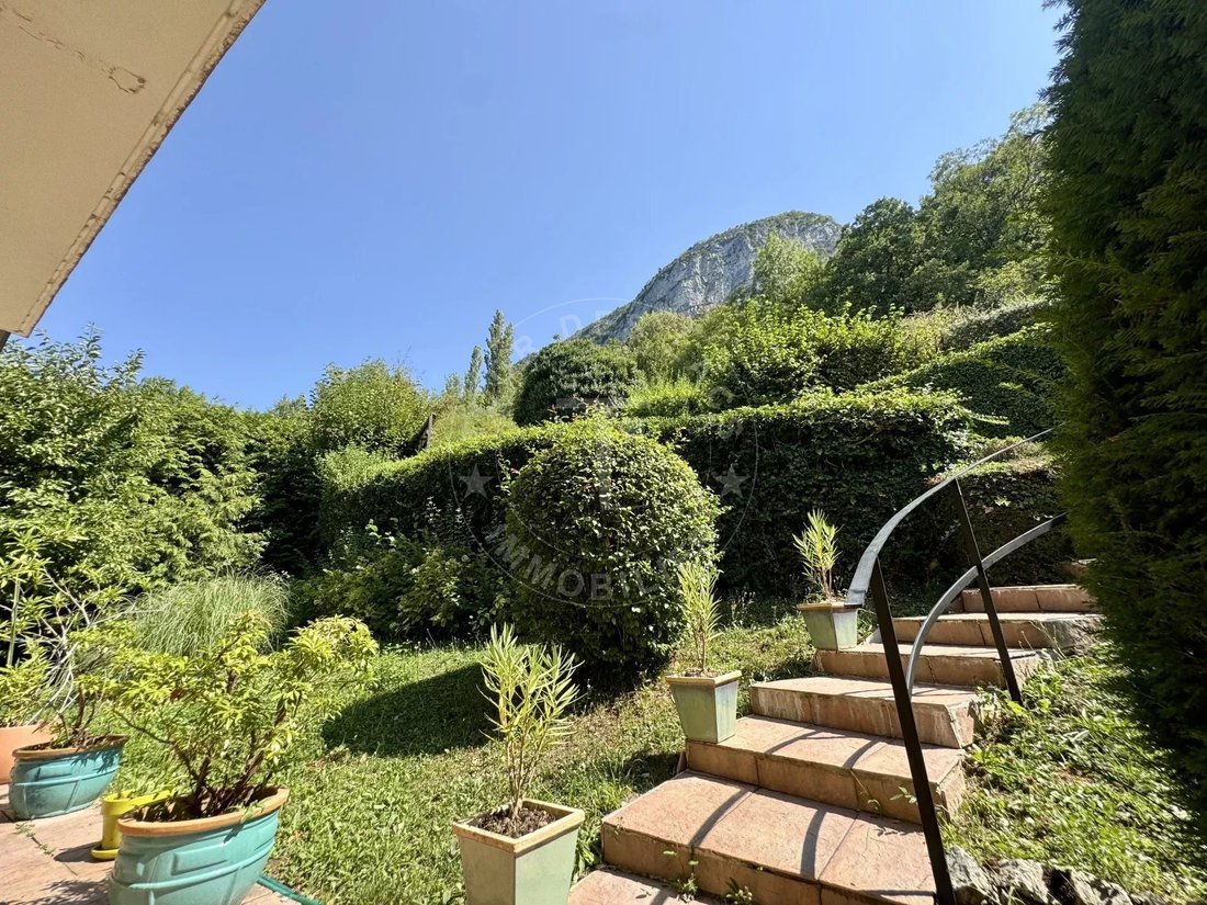 Maison à Veyrier-du-Lac, Auvergne-Rhône-Alpes, France 4 - 18404765