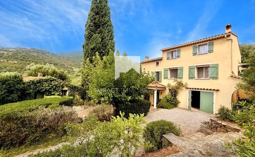 Landhaus in Nord, Cavalaire-sur-Mer, Frankreich 1