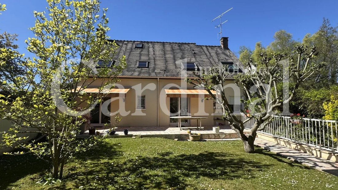 Haus in Le Parc et la Tuilerie, Noisy-le-Roi, Frankreich 5 - 17985869