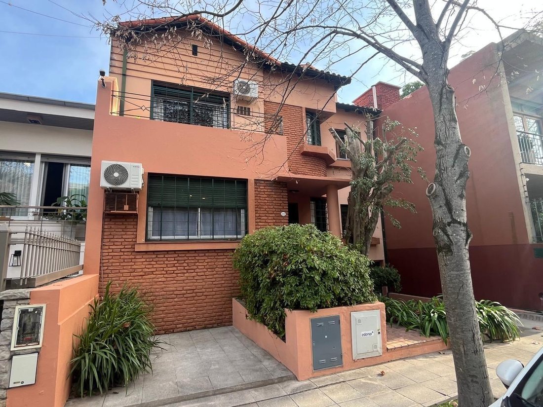 Casa a Munro, Provincia di Buenos Aires, Argentina 1 - 18740108