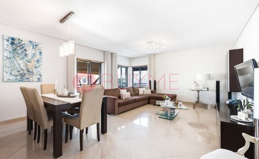 Apartamento en Quarteira, Algarve, Portugal 1