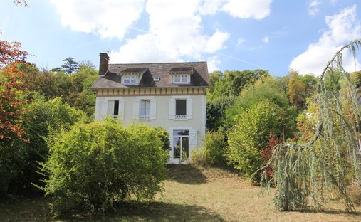 Maison à Nord, Parmain, France 1