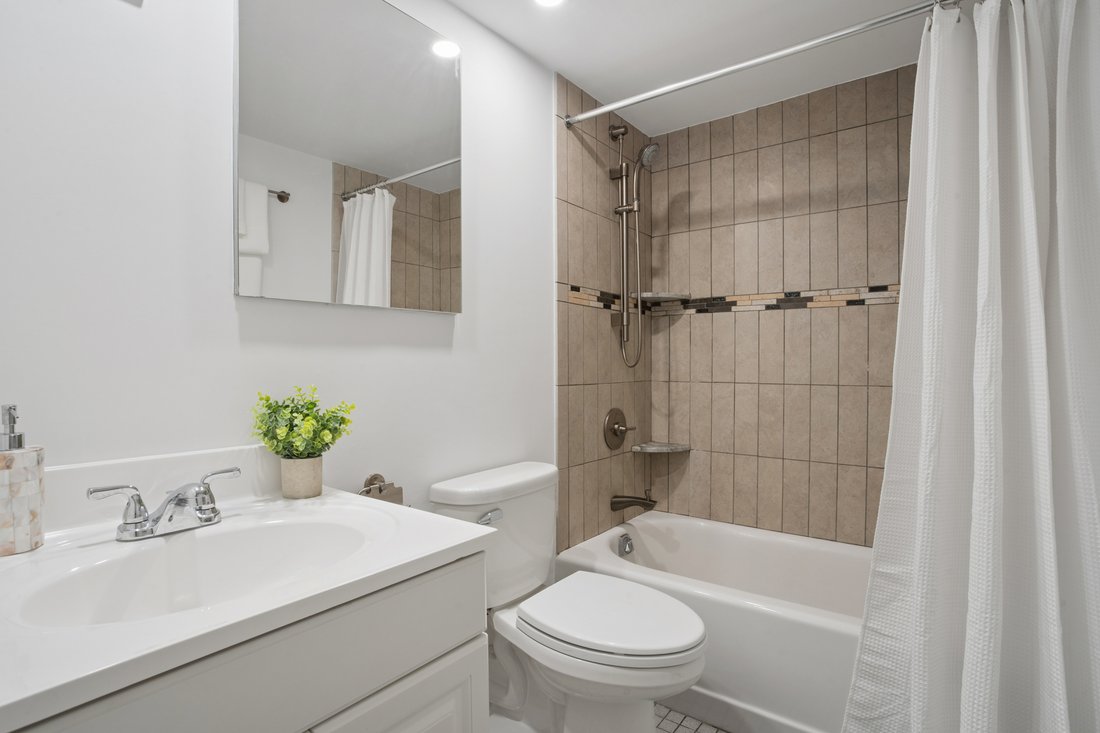 Condo in New York, New York, United States 5 - 18744801