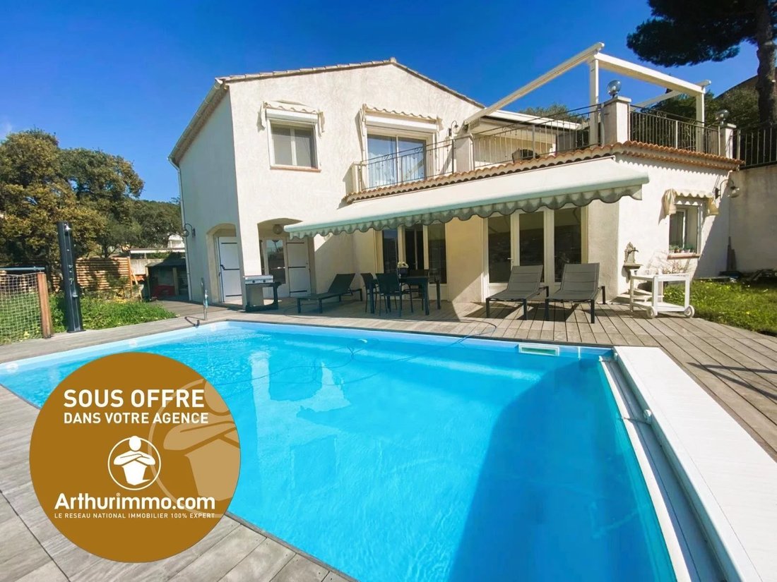 Villa a Le Lavandou, Provenza-Alpi-Costa Azzurra, Francia 1 - 18558162