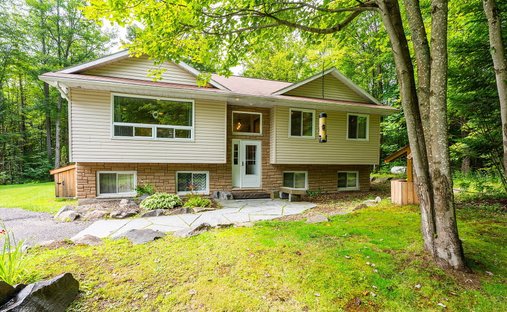 House in Muskoka Lakes, Ontario, Canada 1