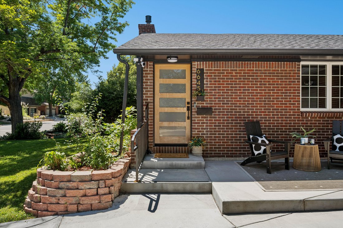 Denver, Colorado, United States 3 - 18740049