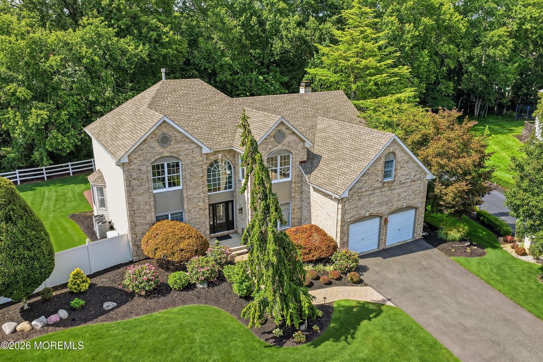 Casa en Farmingdale, Nueva Jersey, Estados Unidos 1 - 18746620