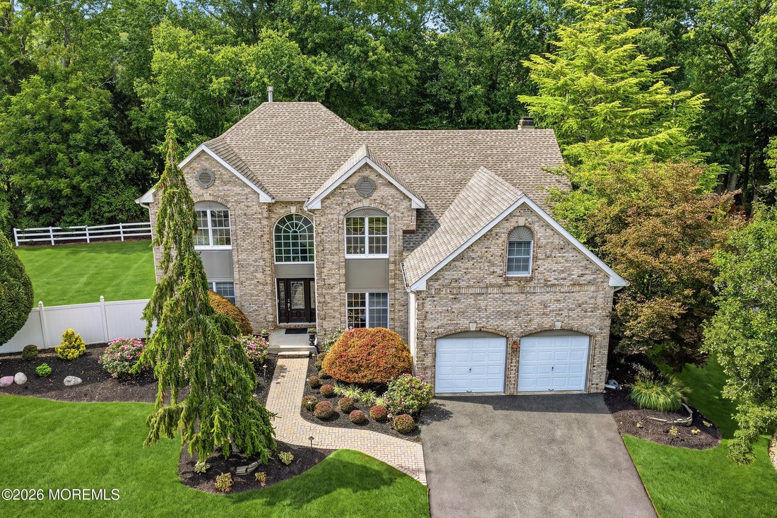 Casa en Farmingdale, Nueva Jersey, Estados Unidos 2 - 18746620
