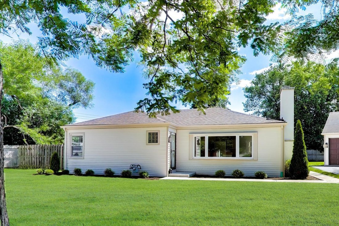 House in Glenview, Illinois, United States 2 - 18741199