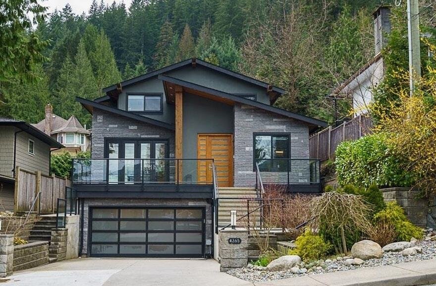 House in North Vancouver, British Columbia, Canada 1 - 18746084