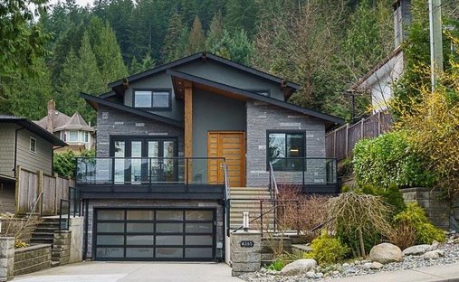 Haus in North Vancouver, Britisch-Kolumbien, Kanada 1
