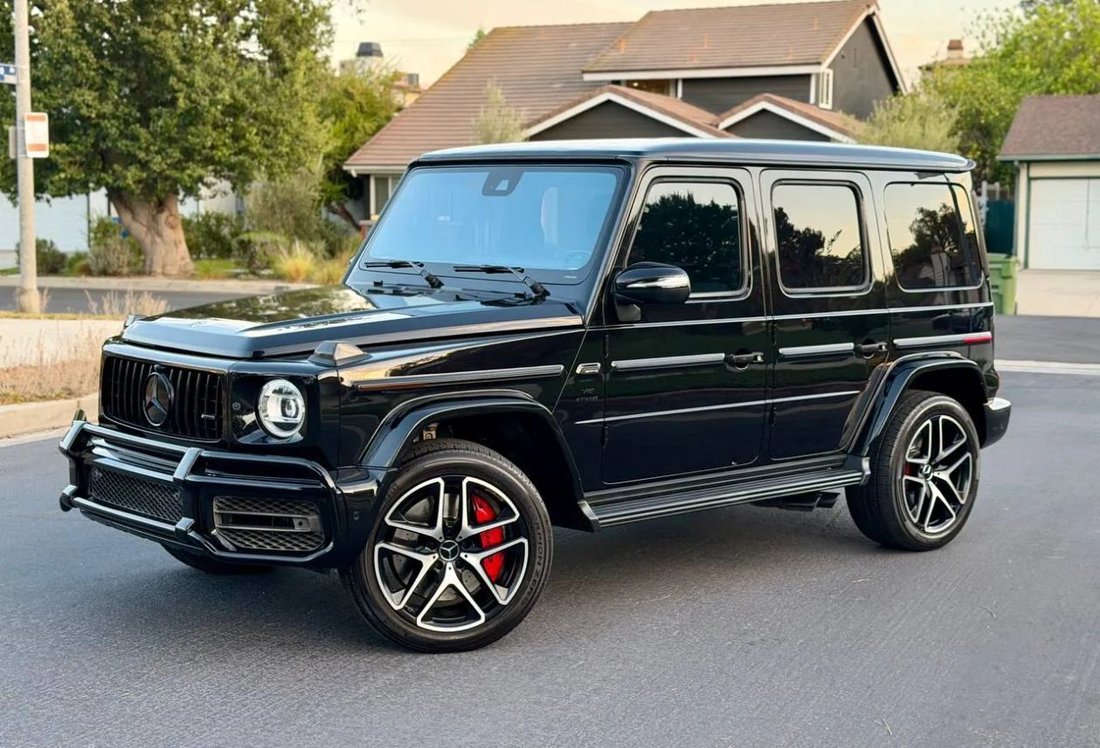Suv in North Hills, CA, United States 3 - 18745807