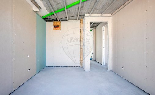 Apartment in Silveira, Lisbon, Portugal 1
