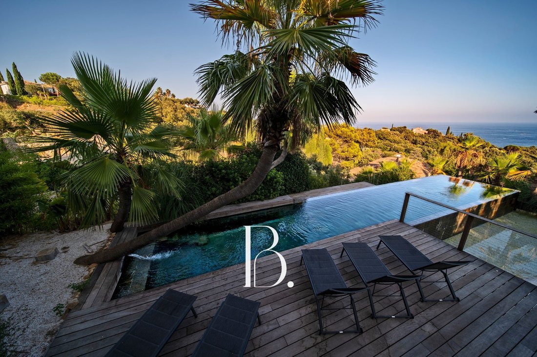 Maison à Nartelle-Noyer-Bellevue-bd des Sardinaux, Sainte-Maxime, France 1 - 18584167
