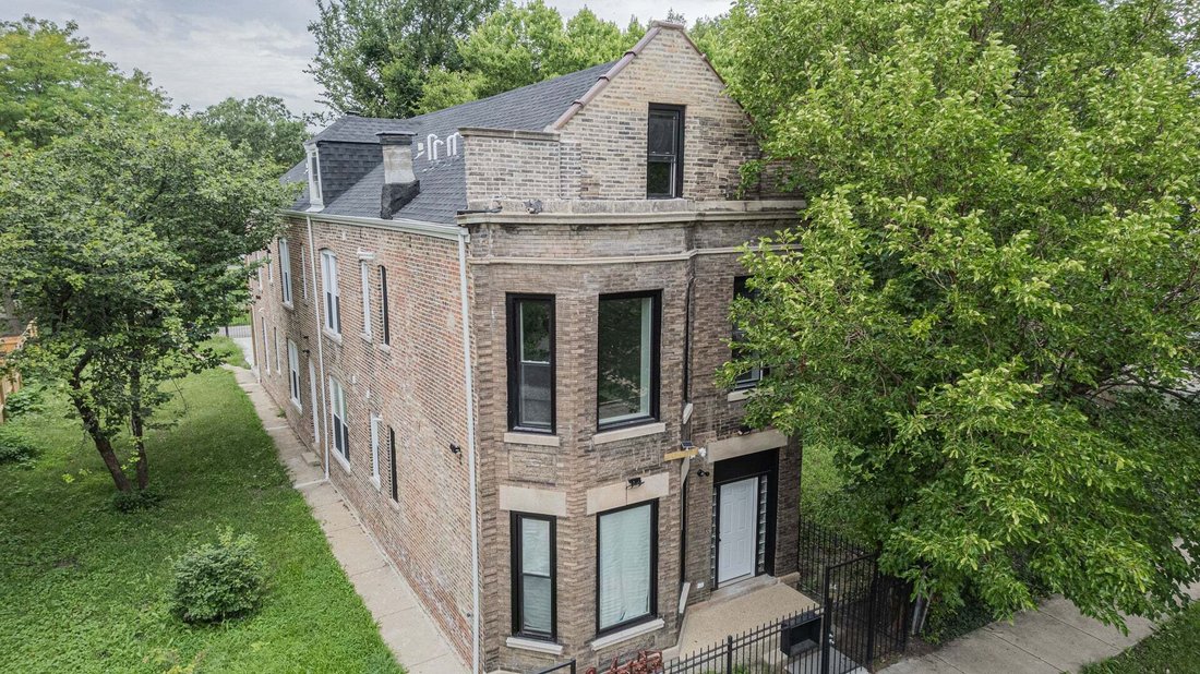 Chicago, Illinois, United States 1 - 18744279