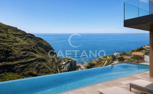 Villa a Calheta, Madera, Portogallo 1