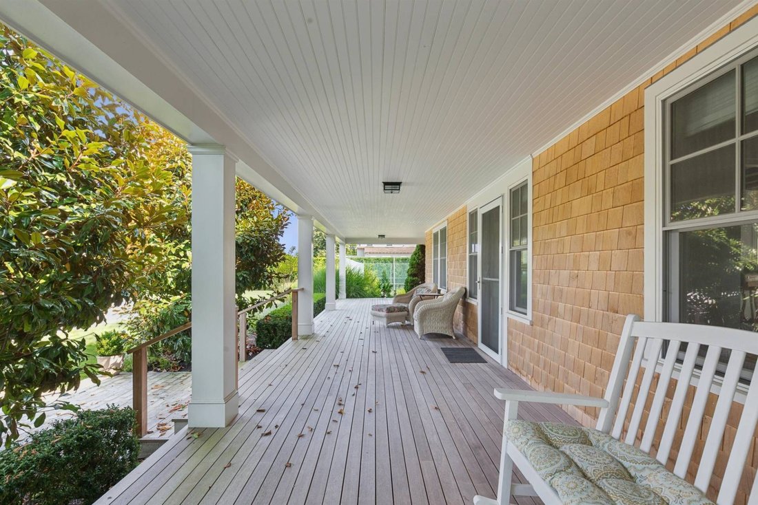 Westhampton Beach, New York, United States 5 - 16463495