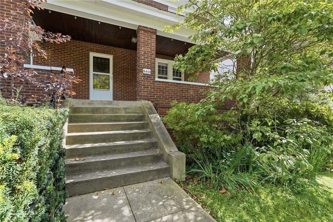 House in Pittsburgh, Pennsylvania, United States 2 - 18746276