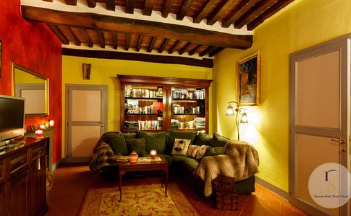Apartment in Centro, Cortona, Tuscany 1