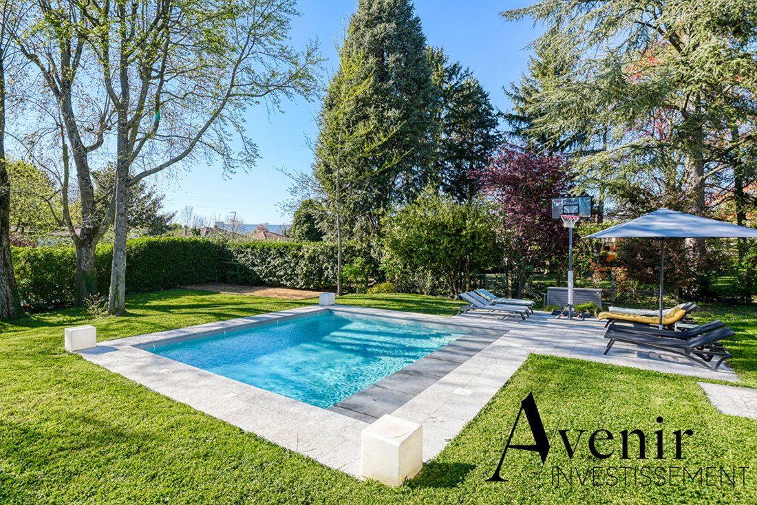 Villa in Limonest, Auvergne-Rhone-Alpen, Frankreich 1 - 18745350
