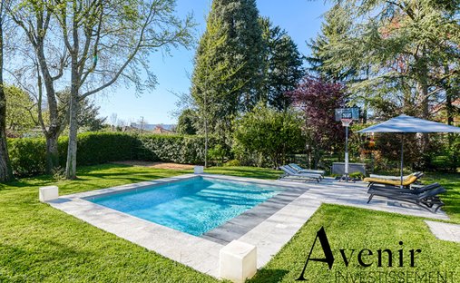 Villa in Limonest, Auvergne-Rhone-Alpen, Frankreich 1