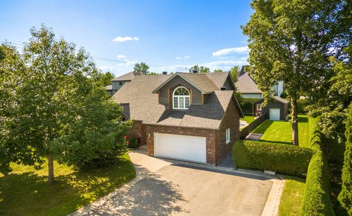 Maison à Saint-Jean-sur-Richelieu, Québec, Canada 1