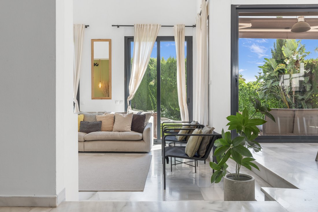 Villa in Nueva Andalucía, Marbella, Spanien 5 - 18740840