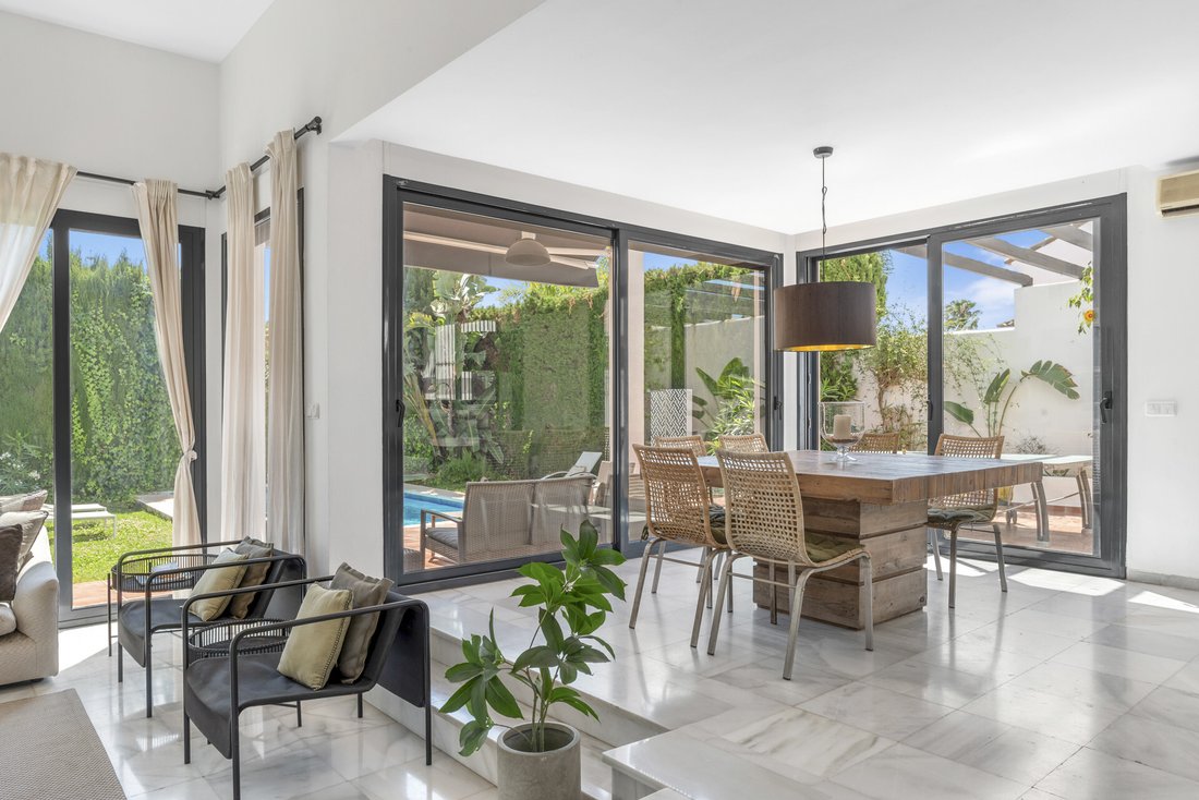Villa in Nueva Andalucía, Marbella, Spanien 4 - 18740840