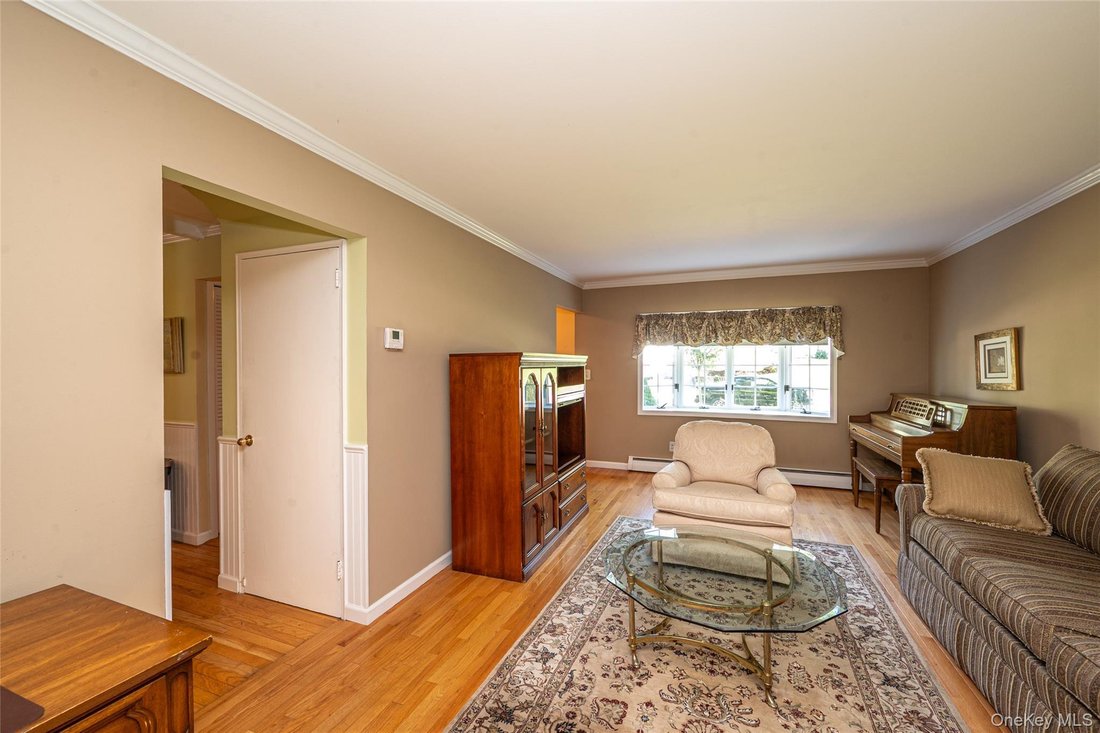 Haus in Commack, New York, Vereinigte Staaten 4 - 18744859