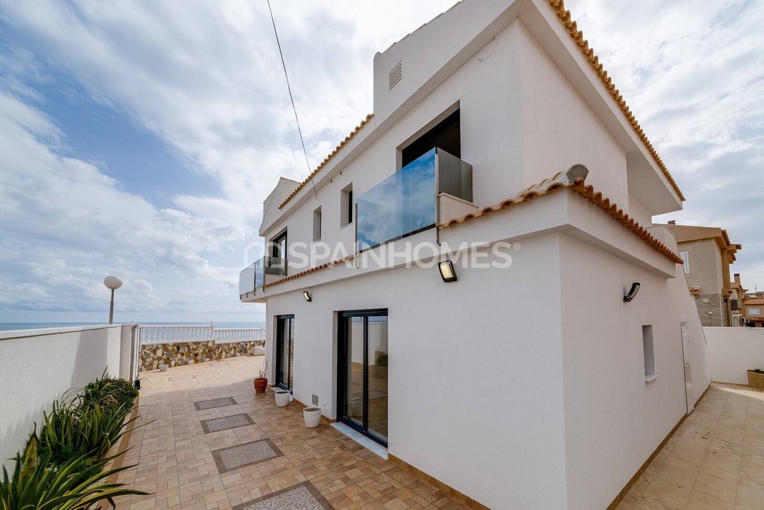 Villa in Torrevieja, Land Valencia, Spanien 4 - 18743247