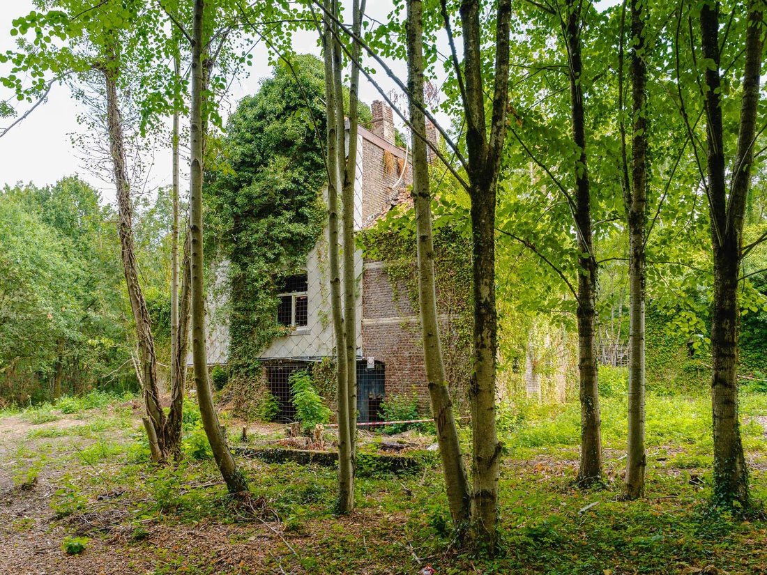 Casa a La Hulpe, Vallonia, Belgio 1 - 18745161