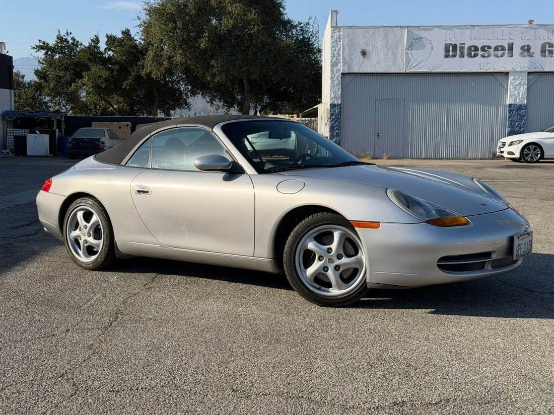 Cabriolet in Azusa, CA, United States 1 - 18745478