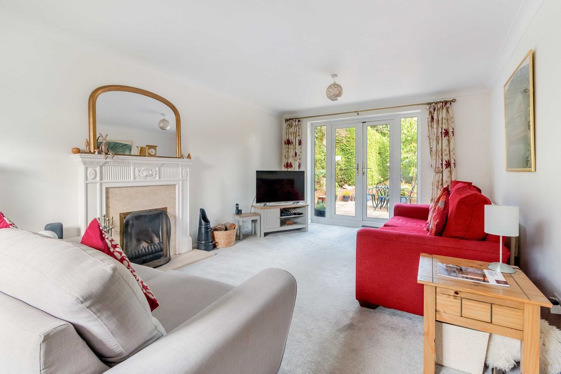 Haus in Ridgewood, Uckfield, England 2 - 18744985