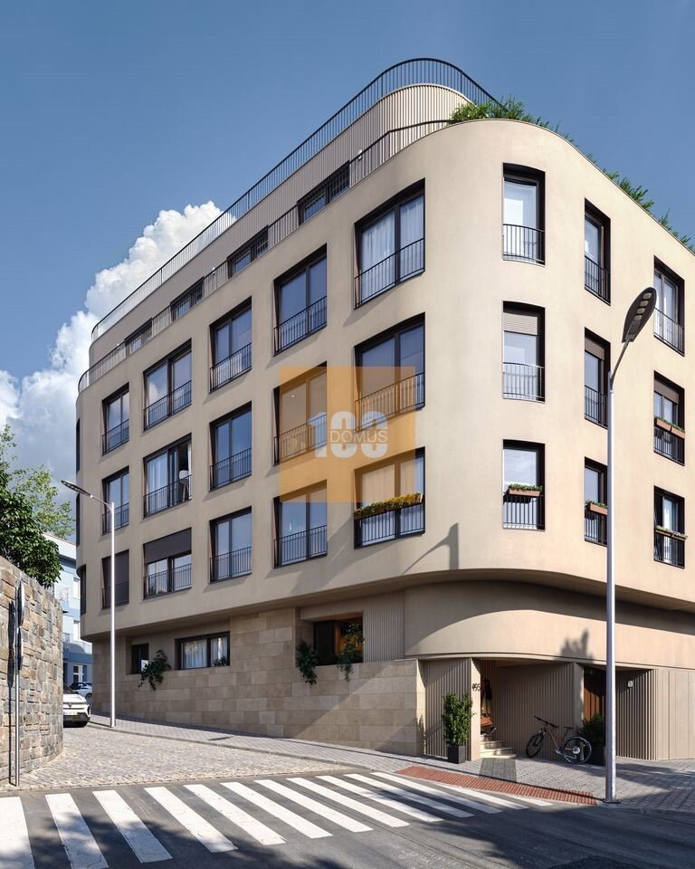 Apartamento en Mafamude y Vilar do Paraiso, Distrito de Oporto, Portugal 1 - 18745296