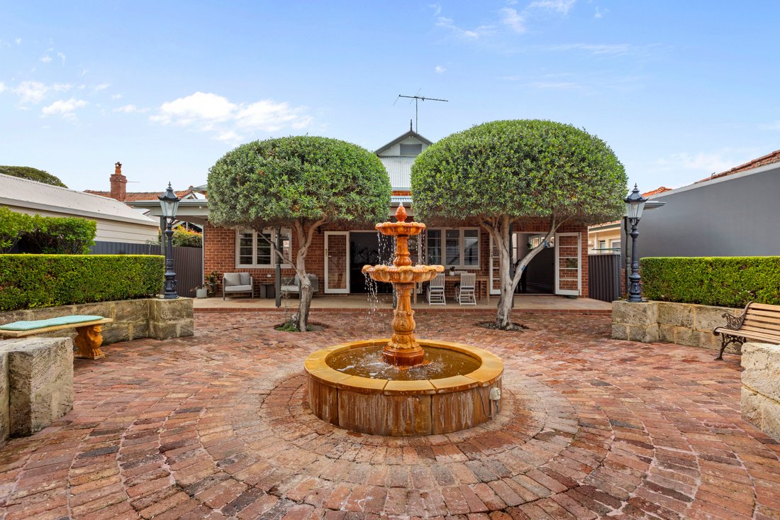 House in Inglewood, Western Australia, Australia 4 - 18746099
