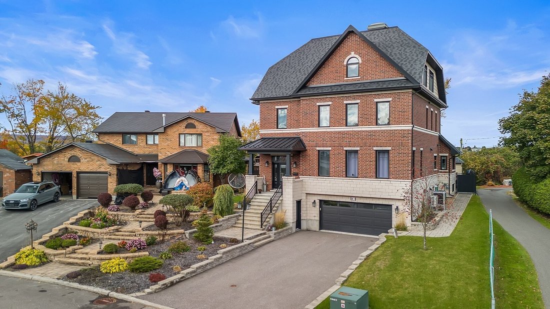 House in Gatineau, Quebec, Canada 2 - 18745957