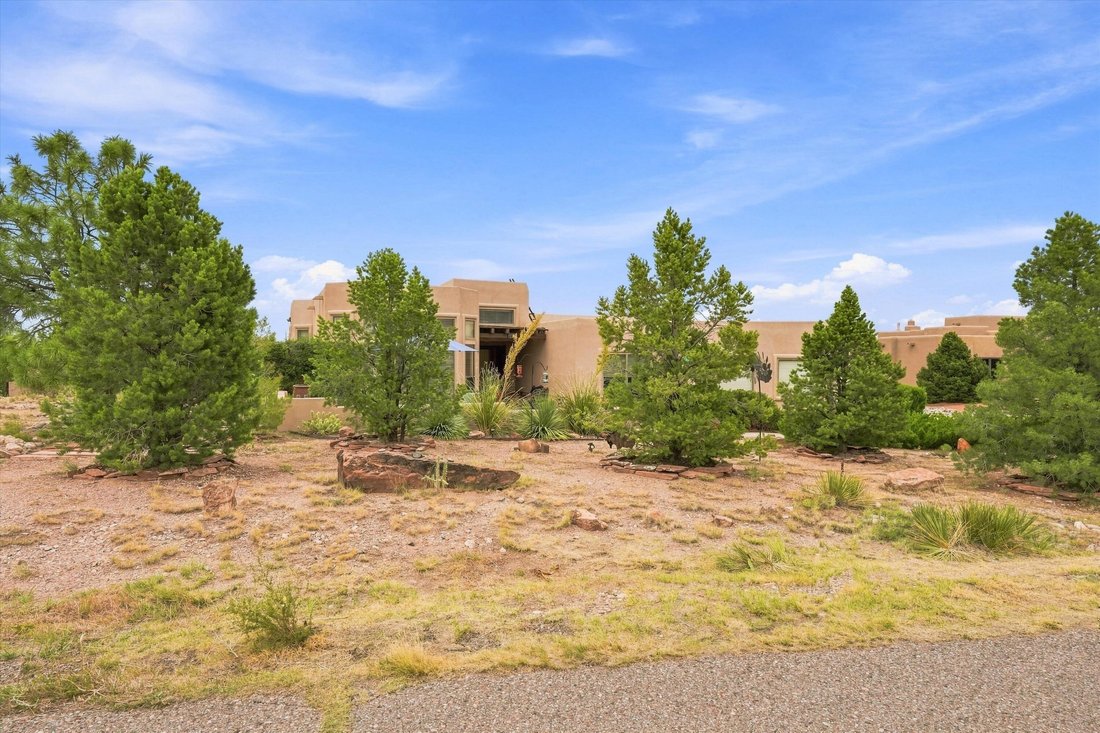 House in Placitas, New Mexico, United States 1 - 18746615