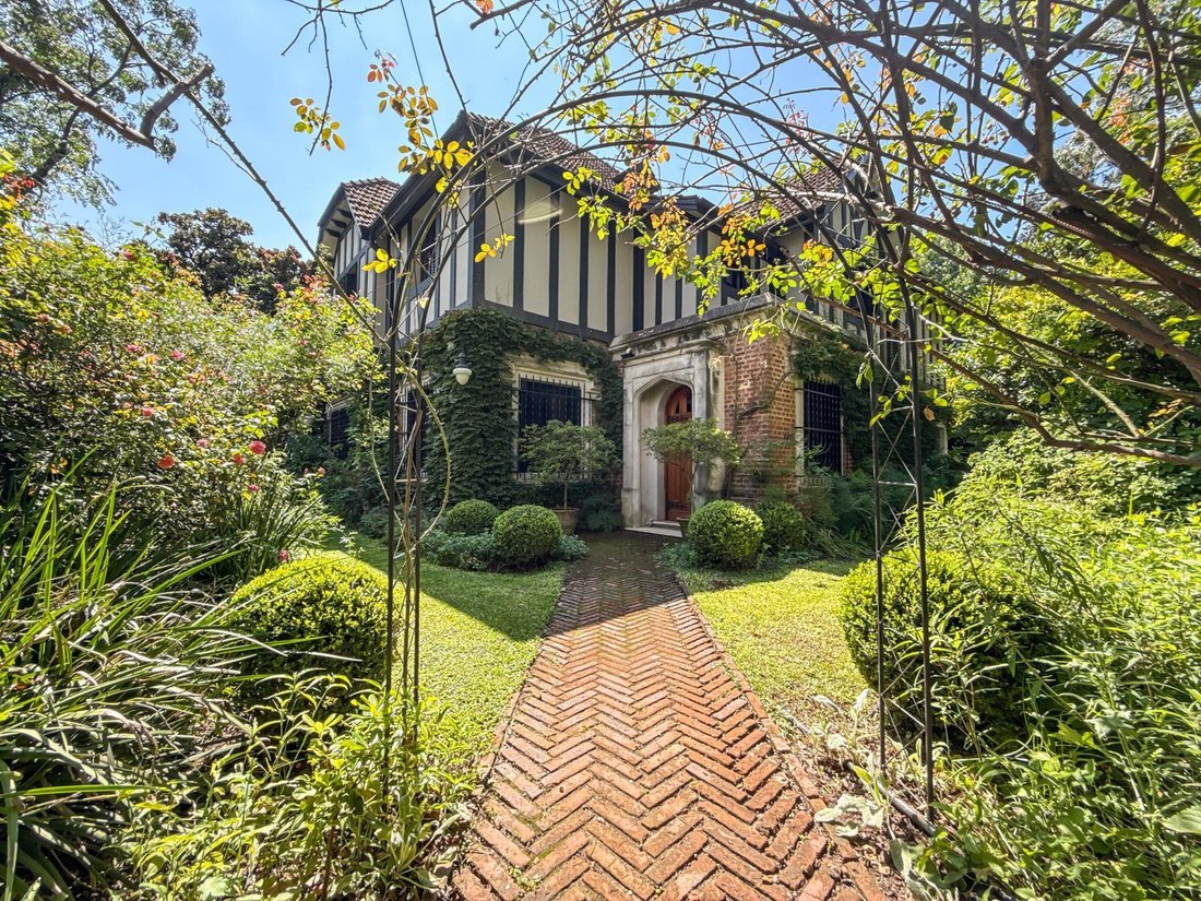 House in Olivos, Buenos Aires Province, Argentina 1 - 18742204