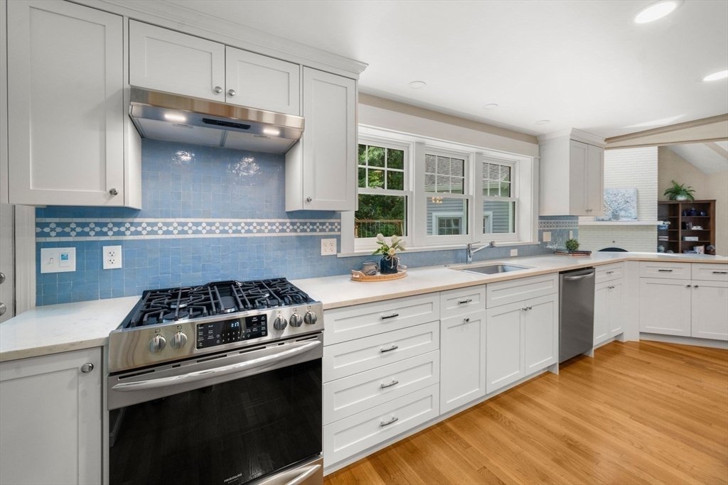 Haus in Westwood, Massachusetts, Vereinigte Staaten 4 - 18743898