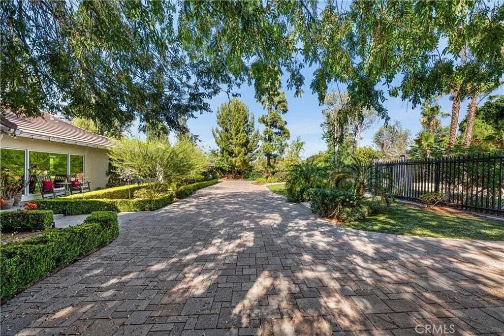 Casa en Santa Ana, California, Estados Unidos 3 - 18744145